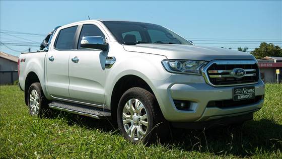 FORD RANGER 3.2 XLT 4X4 CD 20V DIESEL 4P AUTOMÁTICO